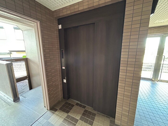 アルカディア箕輪の物件外観写真