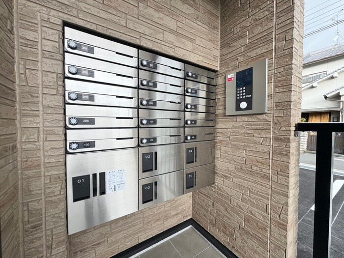 メゾンルミネ若松の物件外観写真