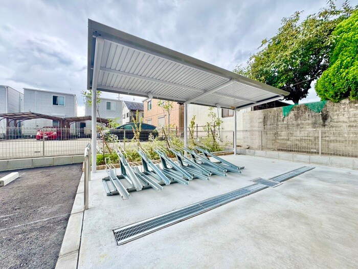 メゾンルミネ若松の物件外観写真