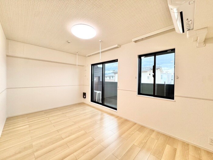 メゾンルミネ若松の物件内観写真
