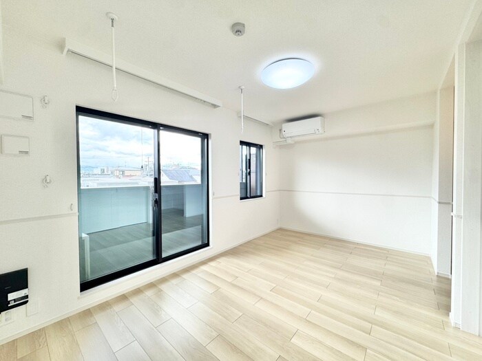 メゾンルミネ若松の物件内観写真