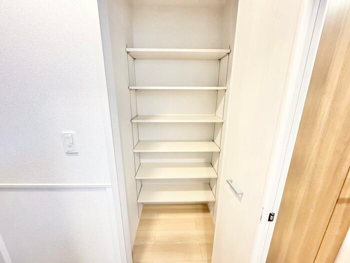 メゾンルミネ若松の物件内観写真