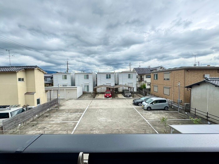 メゾンルミネ若松の物件内観写真