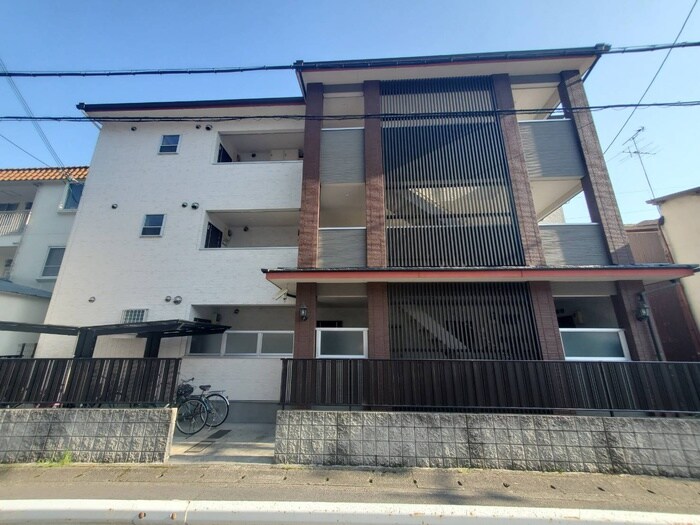 ＫＴＩレジデンス桃山の物件外観写真