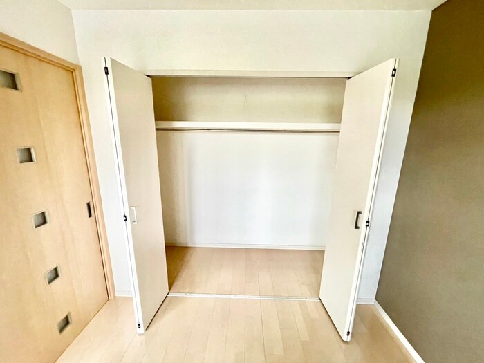 ＫＴＩレジデンス桃山の物件内観写真