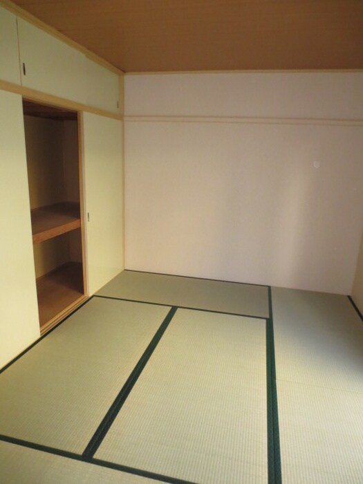 サンビレッジ枚方Ａ棟の物件内観写真