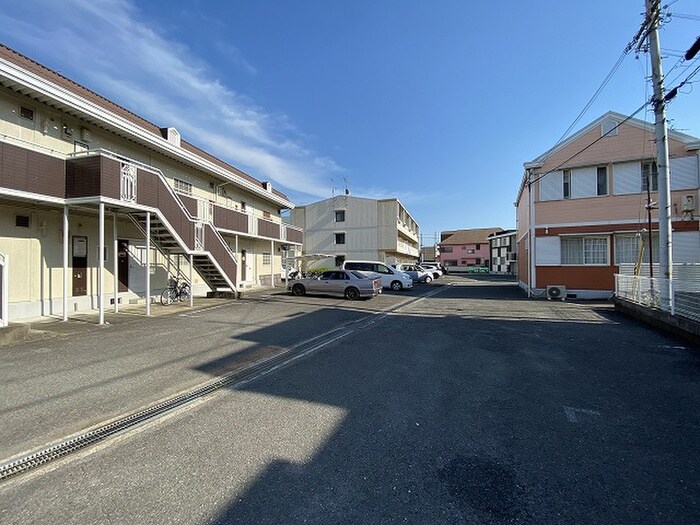 サンビレッジ枚方Ａ棟の物件外観写真