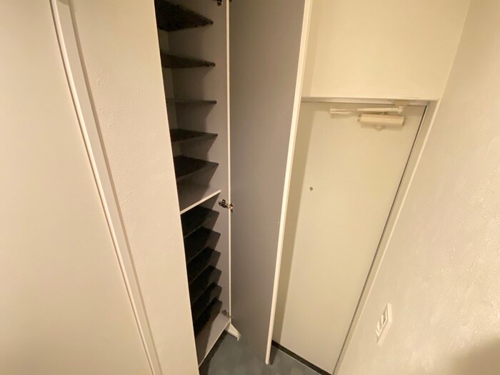 宇治小倉町共同住宅の物件内観写真