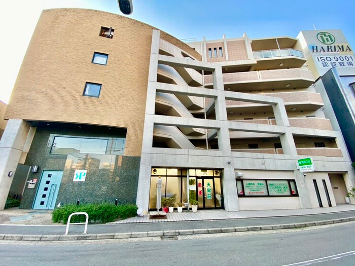 パークリセスの物件外観写真