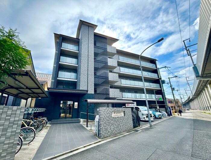 アドバンス京都アリビオの物件外観写真