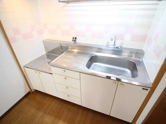 ラフィ－ネ高塚の物件内観写真