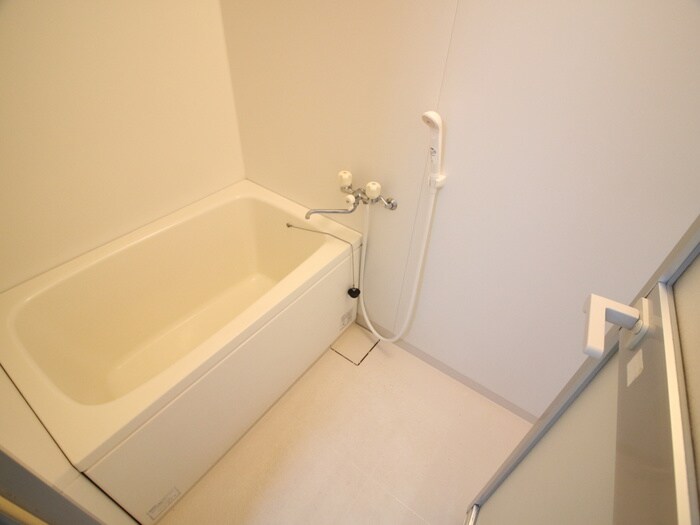 ラフィ－ネ高塚の物件内観写真