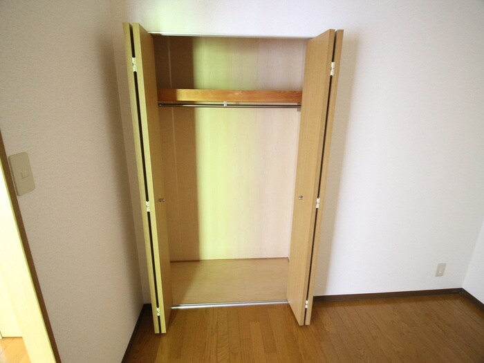 ラフィ－ネ高塚の物件内観写真