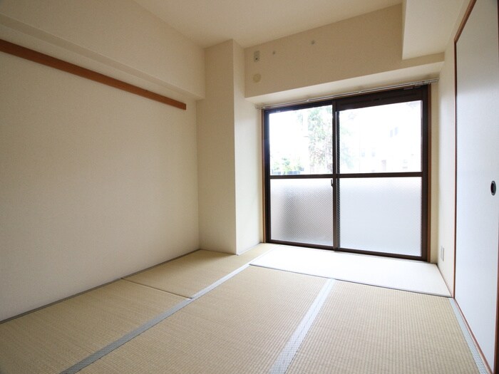 ラフィ－ネ高塚の物件内観写真