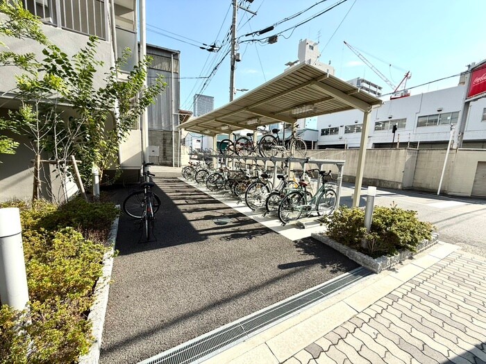 ｴｽﾘｰﾄﾞﾚｼﾞﾃﾞﾝｽｸﾞﾗﾝ大阪福島ﾉｰｽの物件外観写真