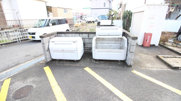 ベル・コーポ・デヌシB棟の物件外観写真