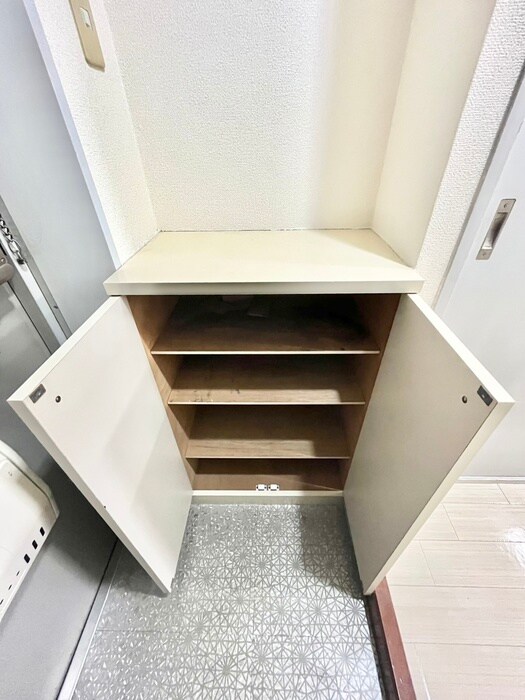 ラフィ－ネ枚方の物件内観写真