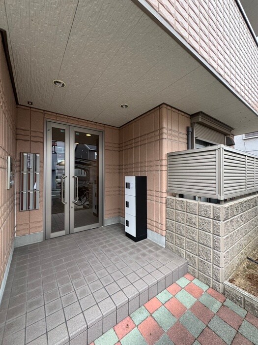 ピ・ラパンの物件外観写真