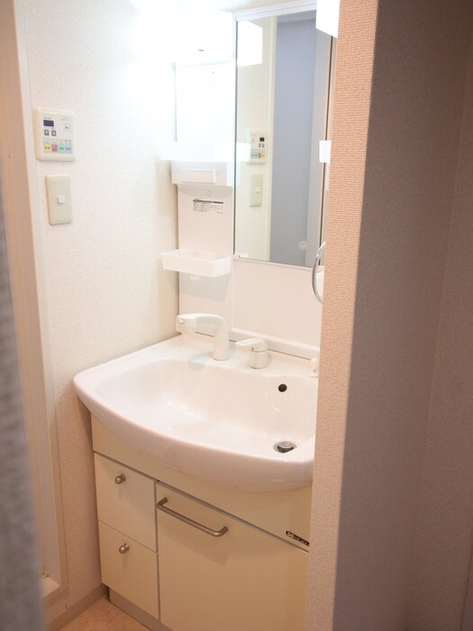 カ－サスペリオ－レⅠの物件内観写真