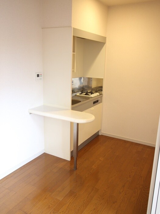 カ－サスペリオ－レⅠの物件内観写真