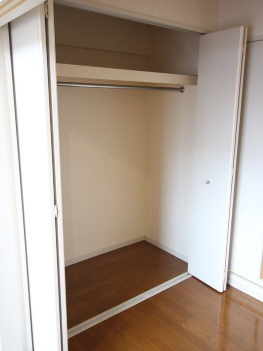 カ－サスペリオ－レⅠの物件内観写真