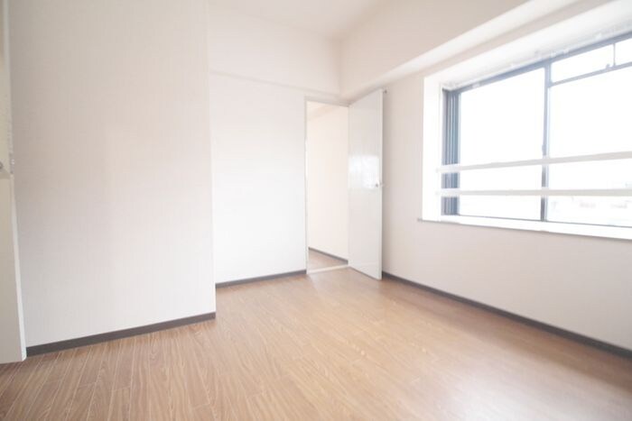 オルティア塚口の物件内観写真