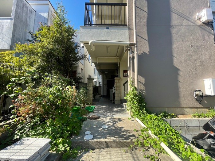 光マンションの物件外観写真