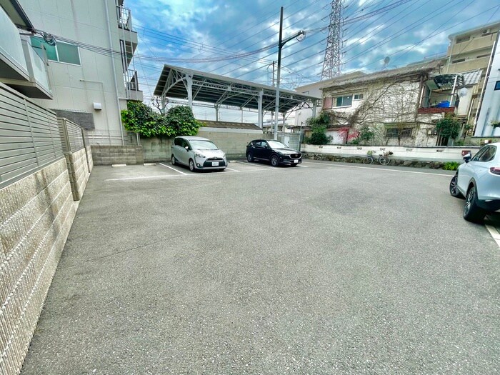 アザレアの物件外観写真