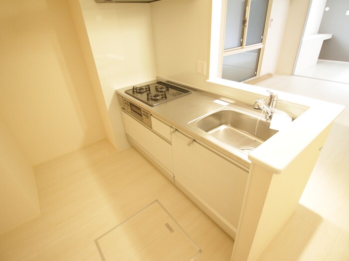 ワン　ウェーブ霞ヶ丘の物件内観写真