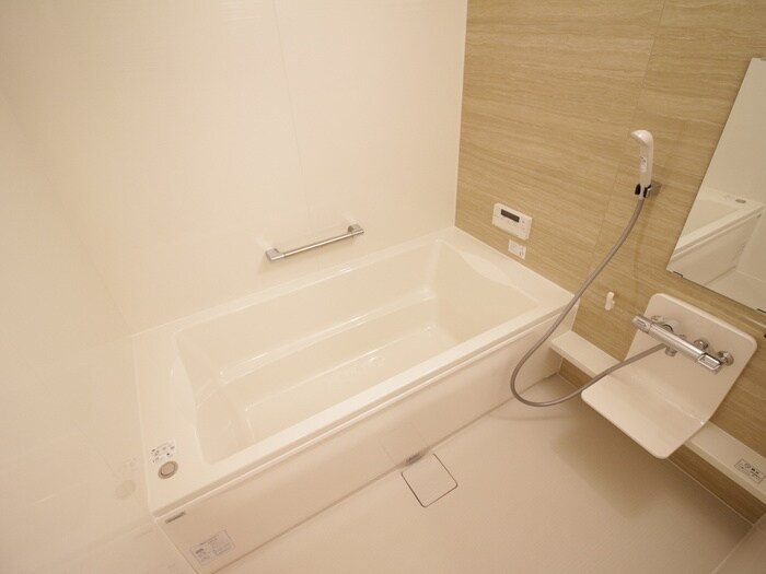 ワン　ウェーブ霞ヶ丘の物件内観写真