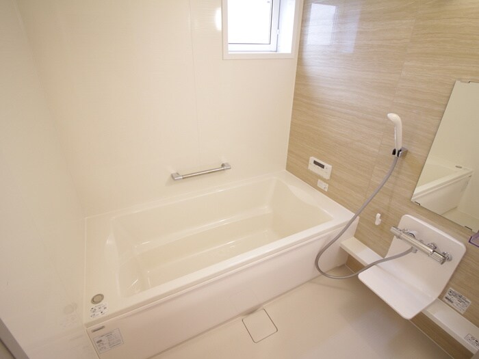 ワン　ウェーブ霞ヶ丘の物件内観写真