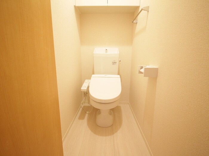 ワン　ウェーブ霞ヶ丘の物件内観写真