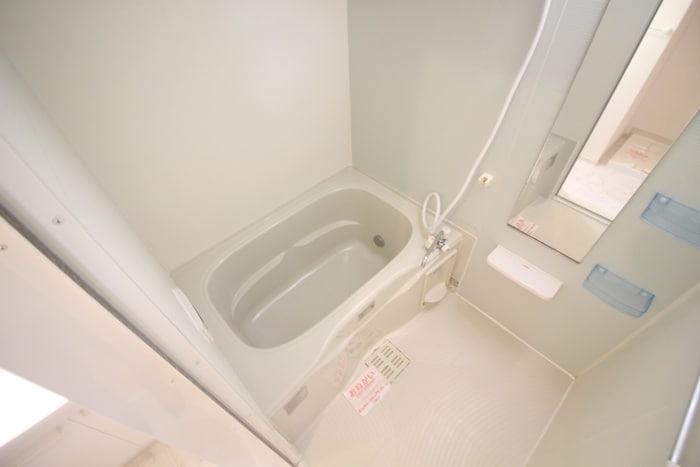 シャン・ド・フル－ルⅢ番館の物件内観写真