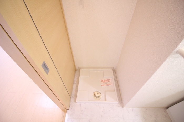 シャン・ド・フル－ルⅢ番館の物件内観写真