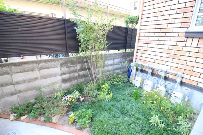 ヴァレンティア西宮北口の物件外観写真