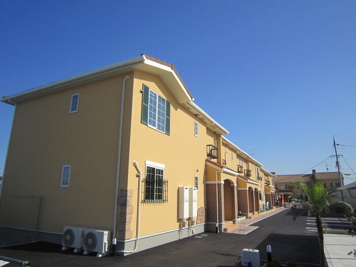 フォーリストベルプラスの物件外観写真