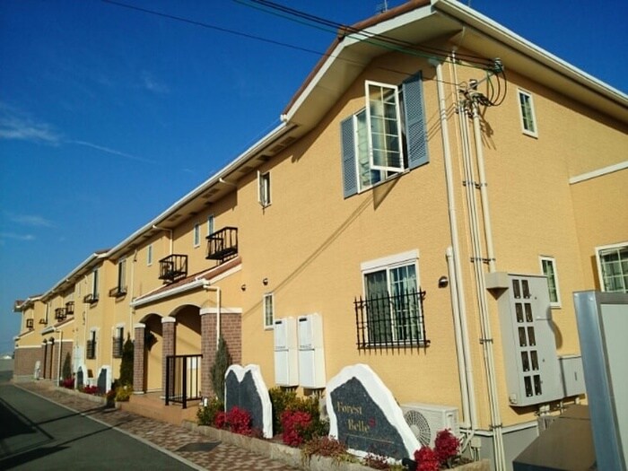 フォーリストベルプラスの物件外観写真