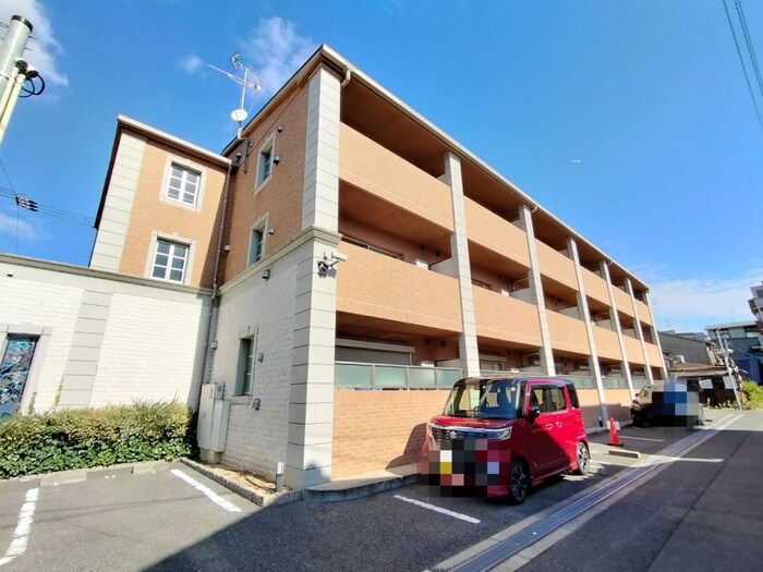 セレンディピティプレシャスの物件外観写真