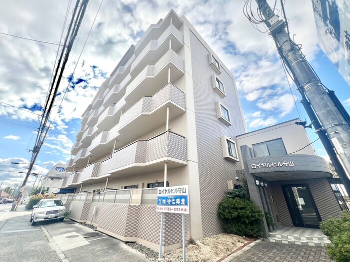 ロイヤルヒル守山の物件外観写真