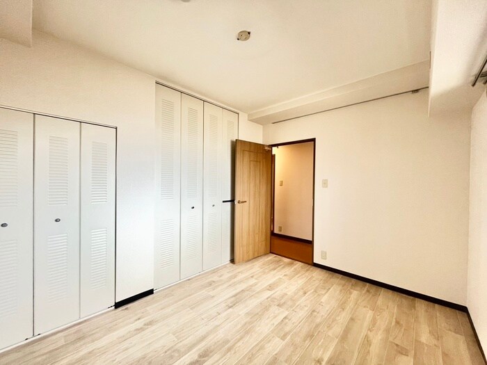 ロイヤルヒル守山の物件内観写真