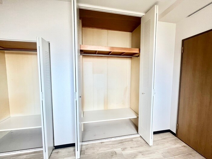 ロイヤルヒル守山の物件内観写真