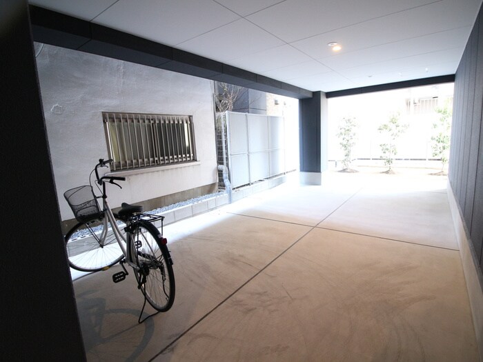 アムール八尾本町の物件外観写真