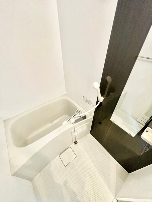 モダンアパートメント枚方上之町の物件内観写真