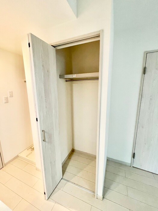 モダンアパートメント枚方上之町の物件内観写真