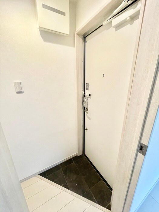 モダンアパートメント枚方上之町の物件内観写真