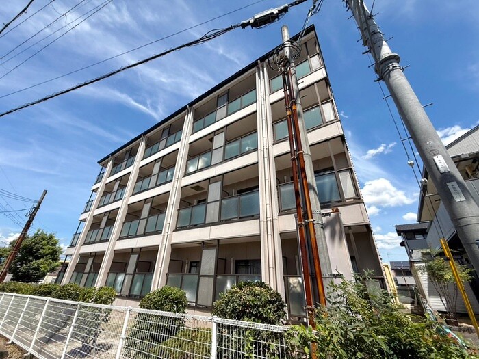 エランビタ－ルの物件外観写真