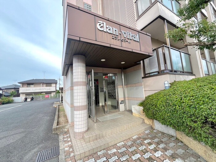 エランビタ－ルの物件外観写真