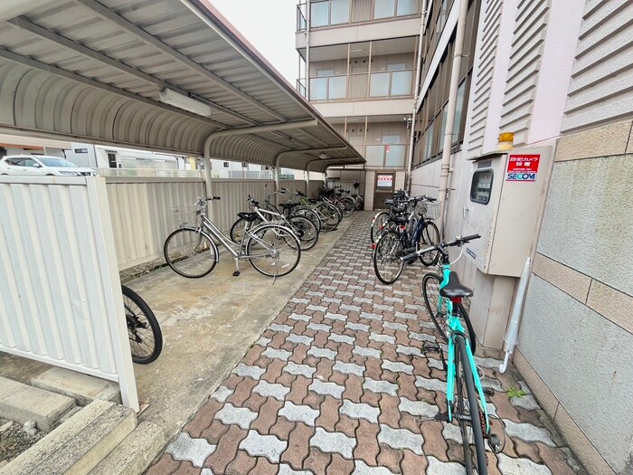 エランビタ－ルの物件外観写真