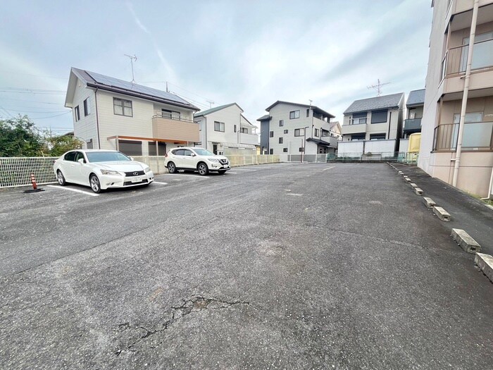 エランビタ－ルの物件外観写真