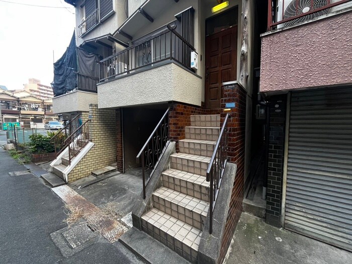 大日東・外園様貸家２の物件外観写真